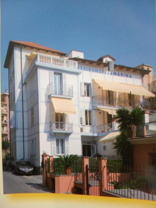 Aparthotel Marina